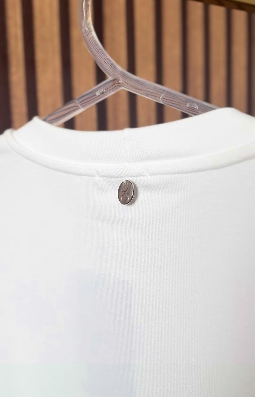 Blusa Malha Decote Fechado - Imagem 2
